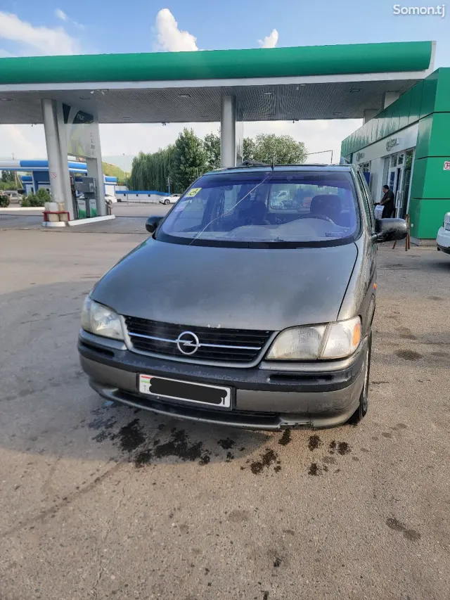 Opel Sintra 1997 · 1.8 MT