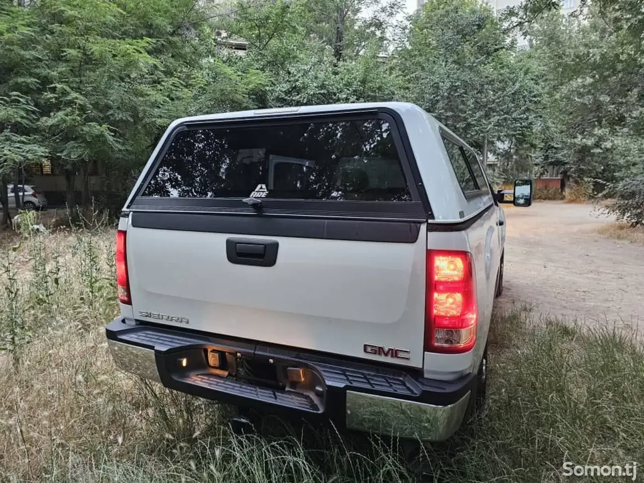 GMC Sierra 2009 · 6.5 AT