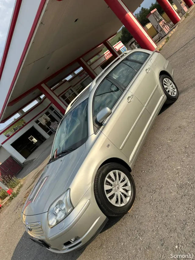 Toyota Avensis 2006 · 1.8 MT