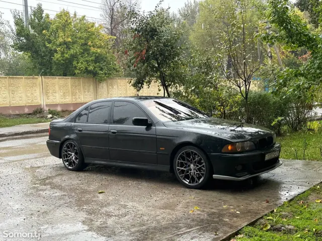 BMW 5 series 2001 · 3.0 AT
