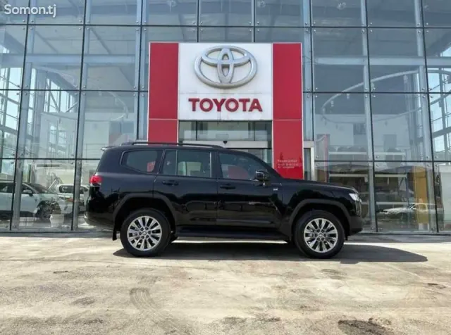 Toyota Land Cruiser 2026 · 3.5 AT