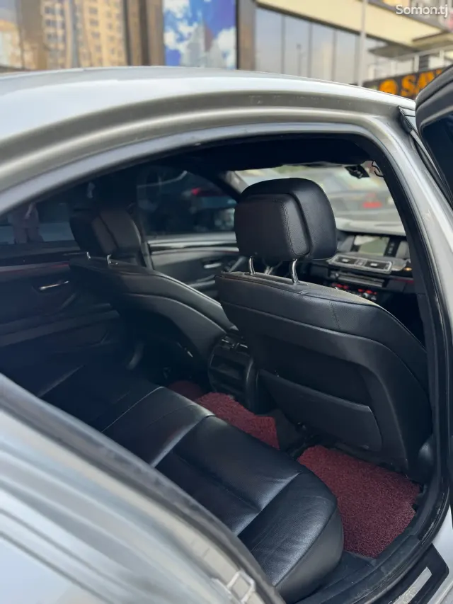 BMW 5 series 2012 · 2.0 AT
