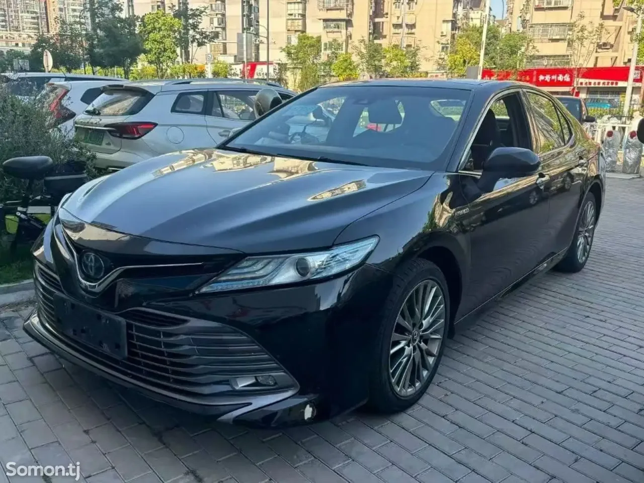 Toyota Camry 2018 · 2.5 AT