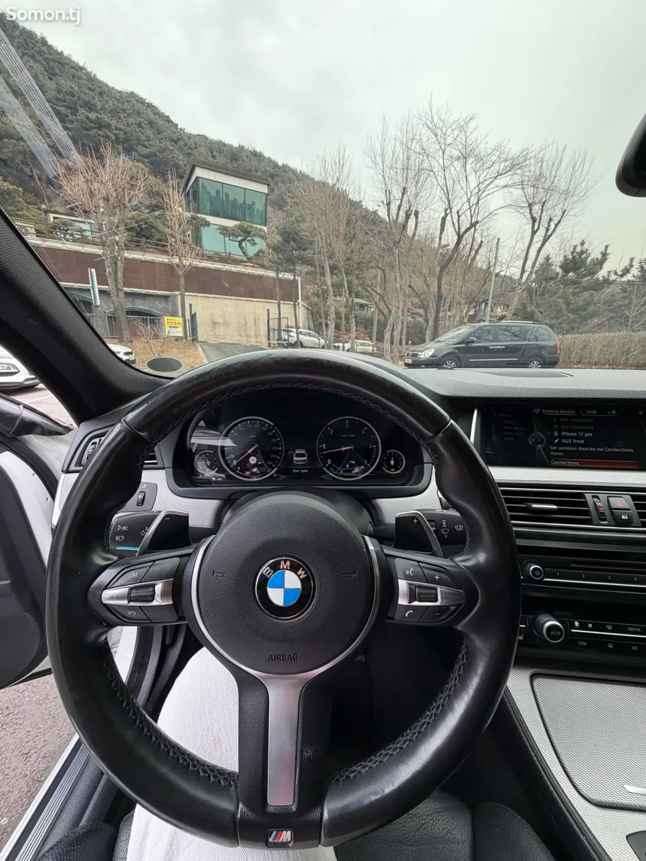 BMW 5 series 2014 · 3.0 AT