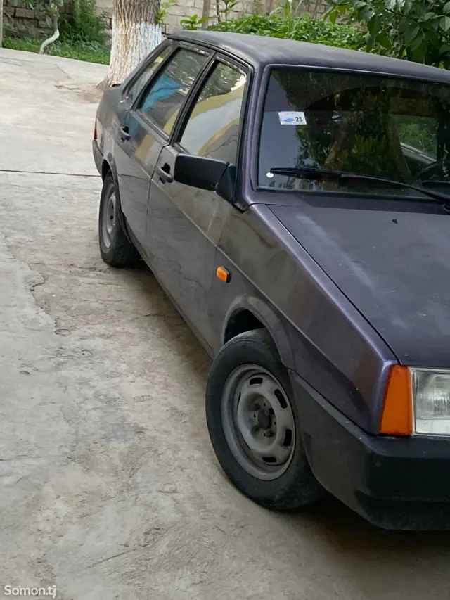 Lada (ВАЗ) 21099 1997 · 1.6 MT