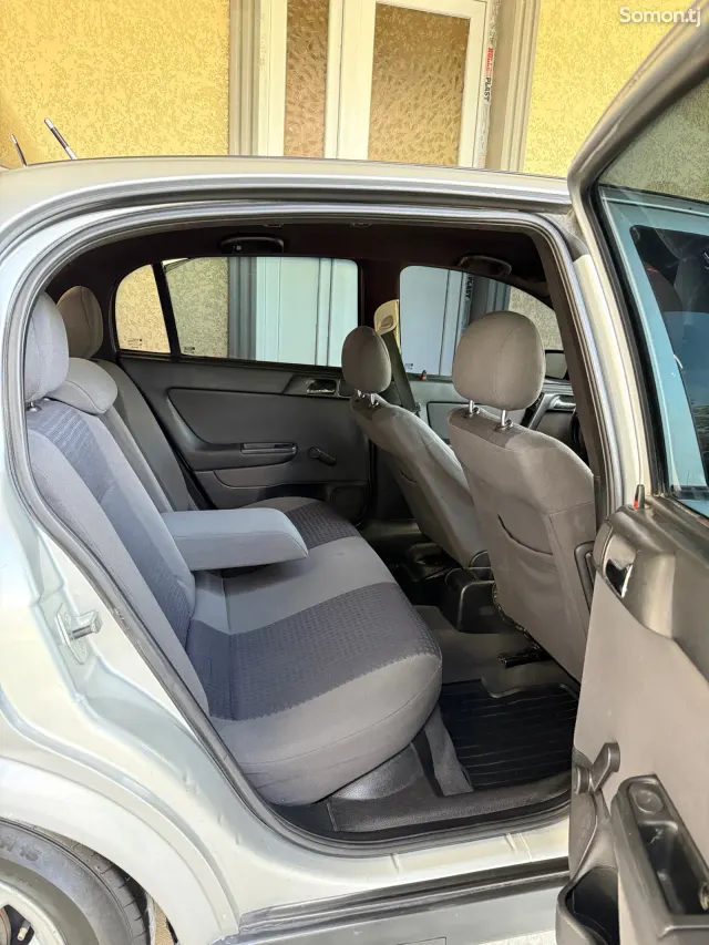 Opel Astra G 2004 · 1.6 AT