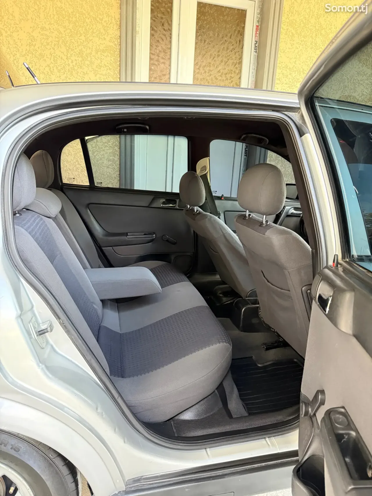 Opel Astra G 2004 · 1.6 AT