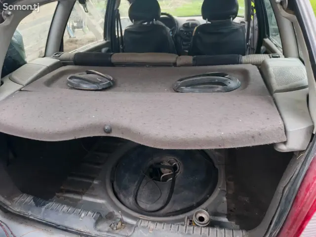 Lada (ВАЗ) Kalina 2013 · 1.6 MT