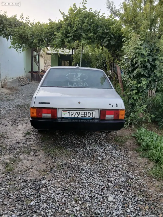 Lada (ВАЗ) 21099 2004 · 1.6 MT