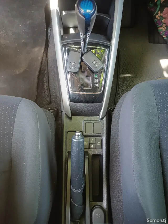 Toyota Fielder 2015 · 0.5 AT