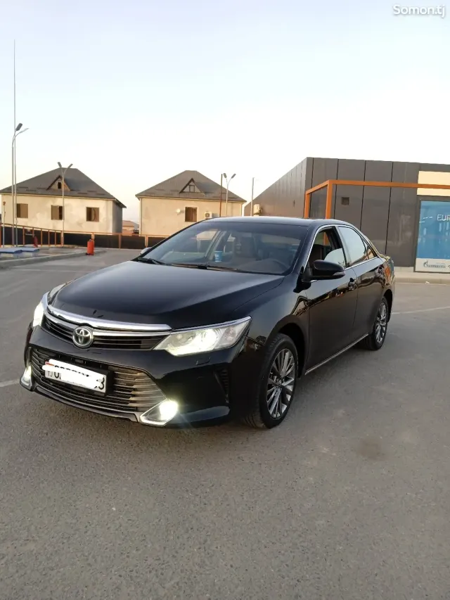 Toyota Camry 2013 · 2.5 AT
