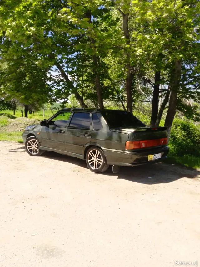 Lada (ВАЗ) 2115 2005 · 1.6 MT