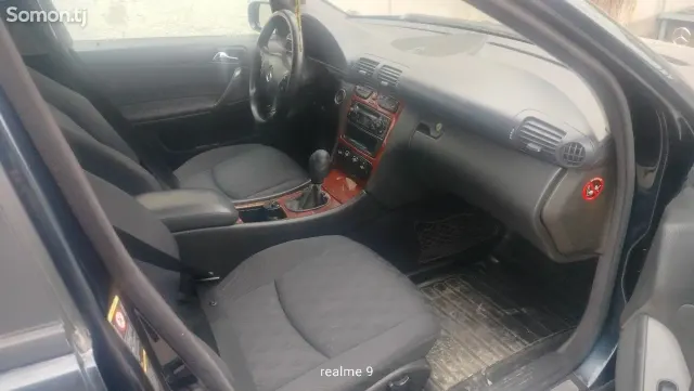 Mercedes-Benz S class 2005 · 1.8 MT