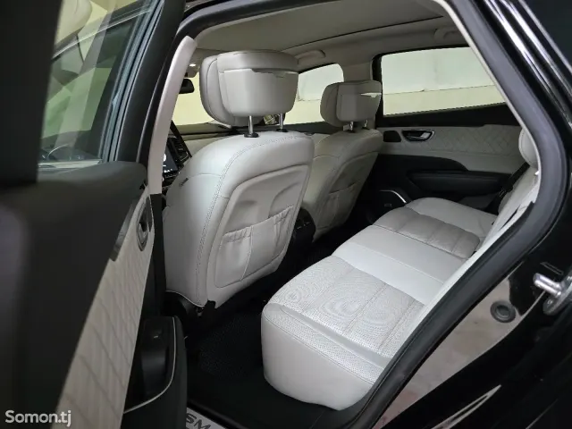 Renault Samsung SM6 2016 · AT