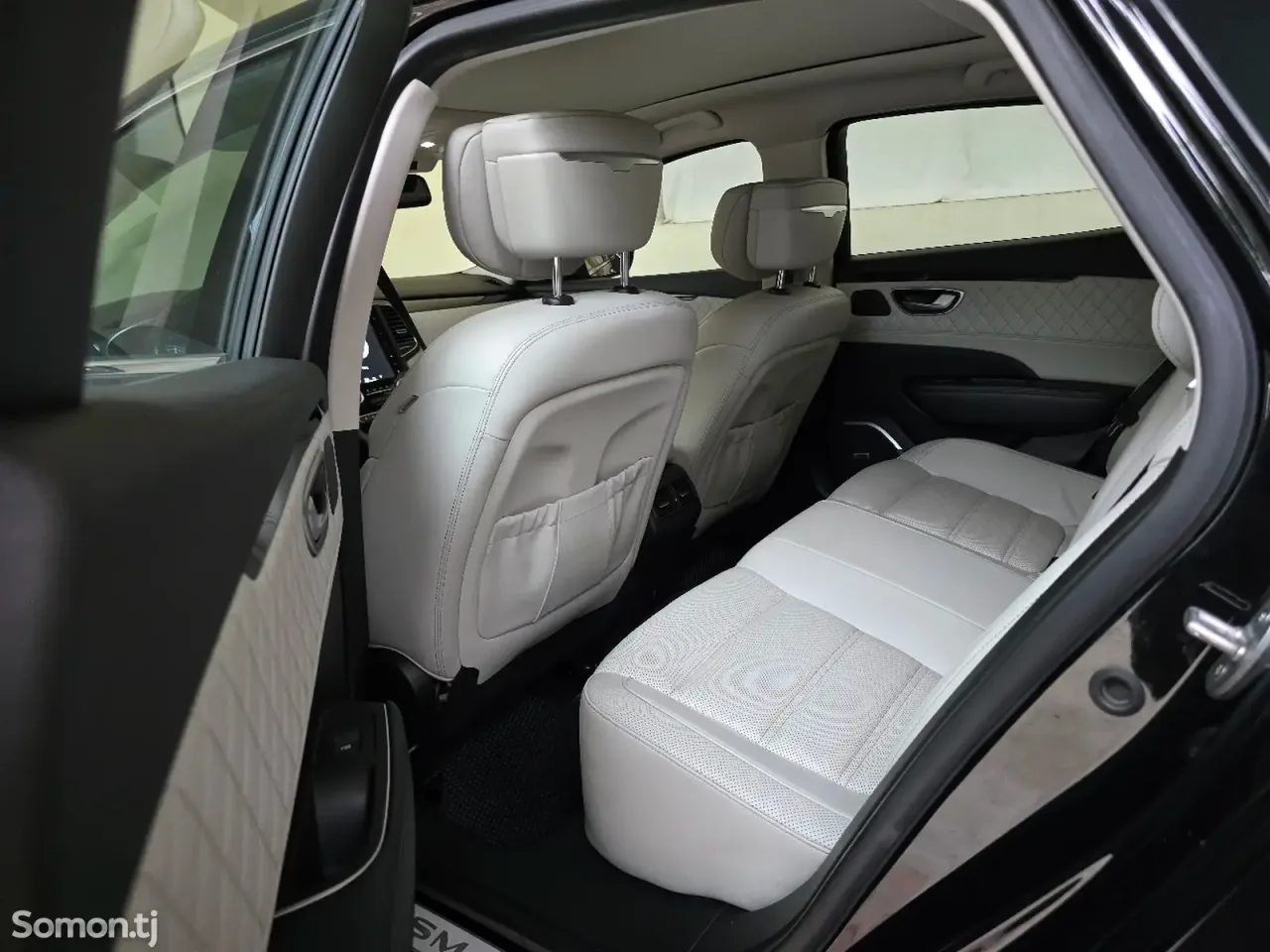 Renault Samsung SM6 2016 · AT