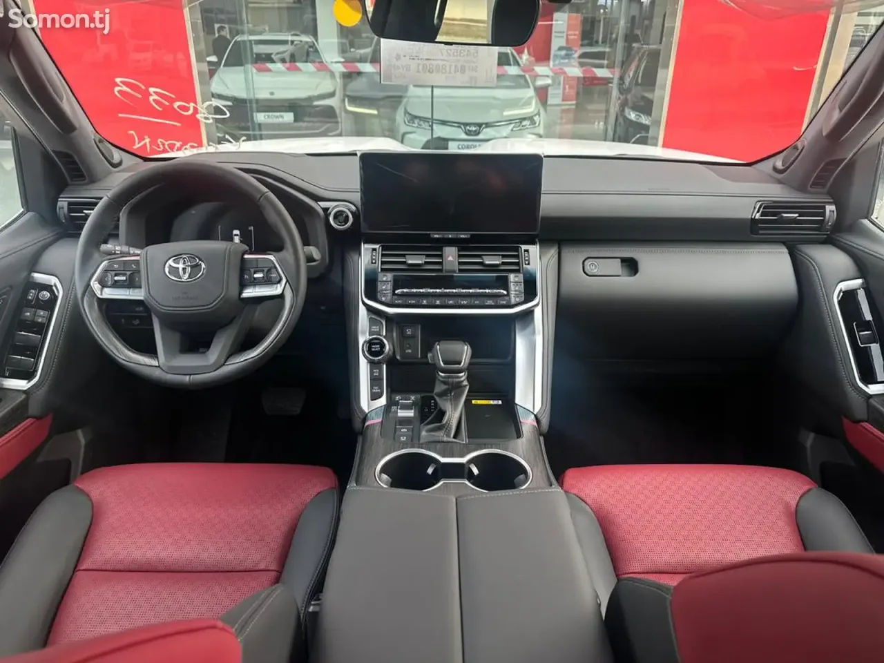 Toyota Land Cruiser 2025 · 3.5 AT