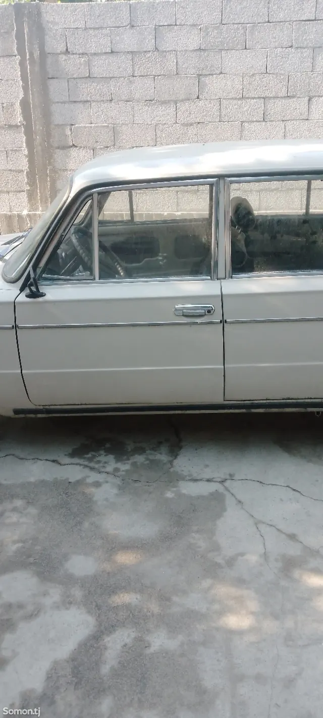 Lada (ВАЗ) 2106 1990 · 1.6 MT