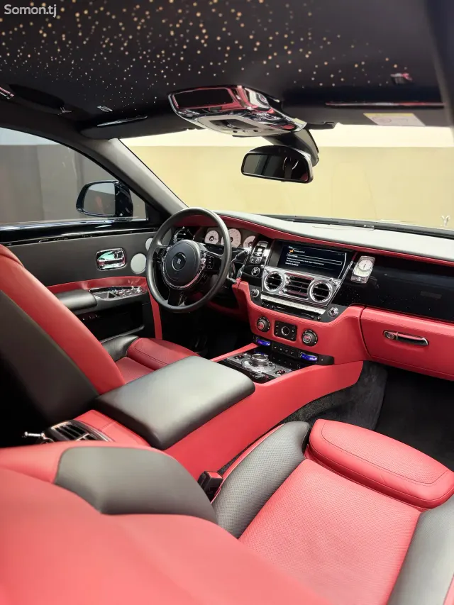 Rolls-Royce Ghost 2020 · 6.5 AT