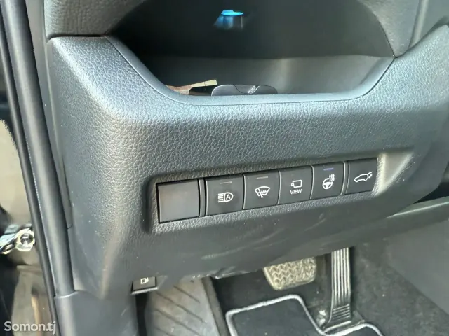 Toyota RAV 4 2021 · 2.5 AT