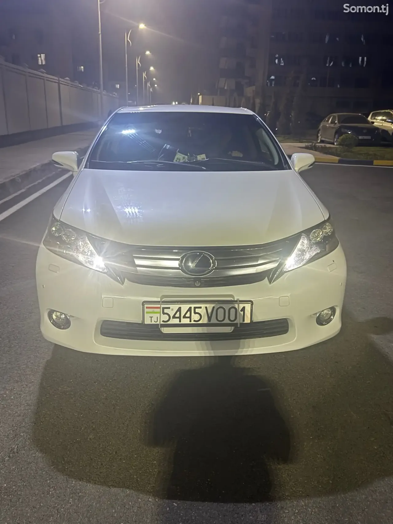Lexus HS series 2011 · 2.4 AT