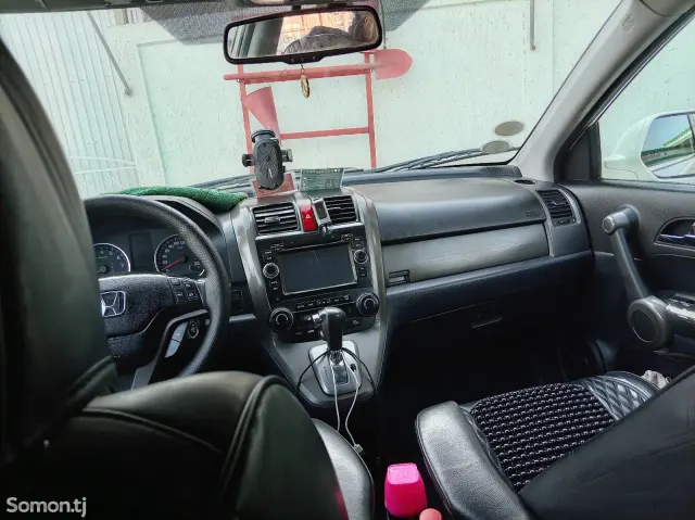 Honda CR-V 2011 · 2.4 AT