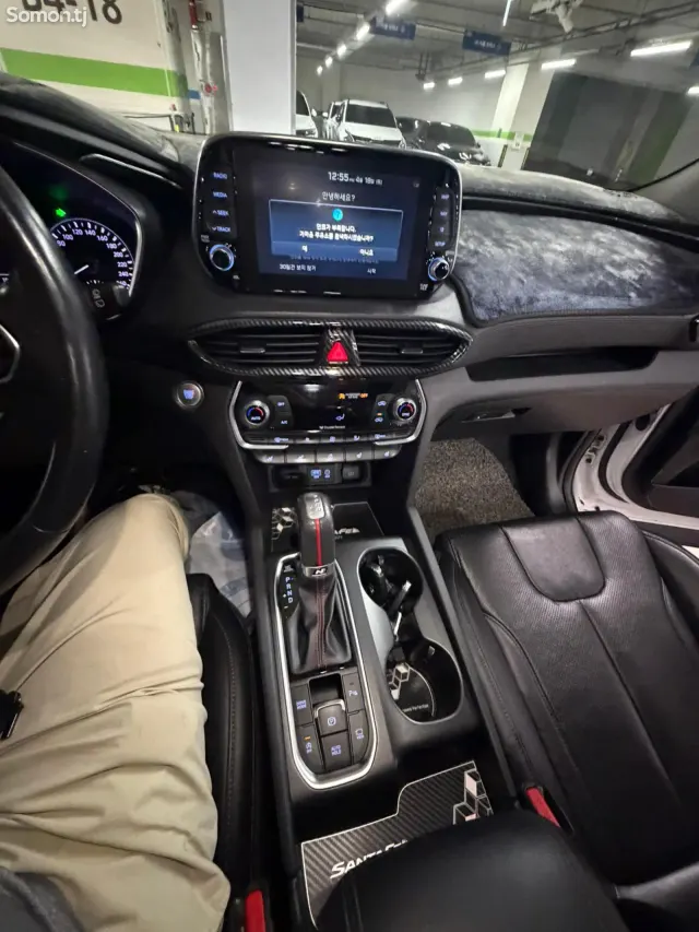 Hyundai Santa Fe 2018 · 2.2 AT