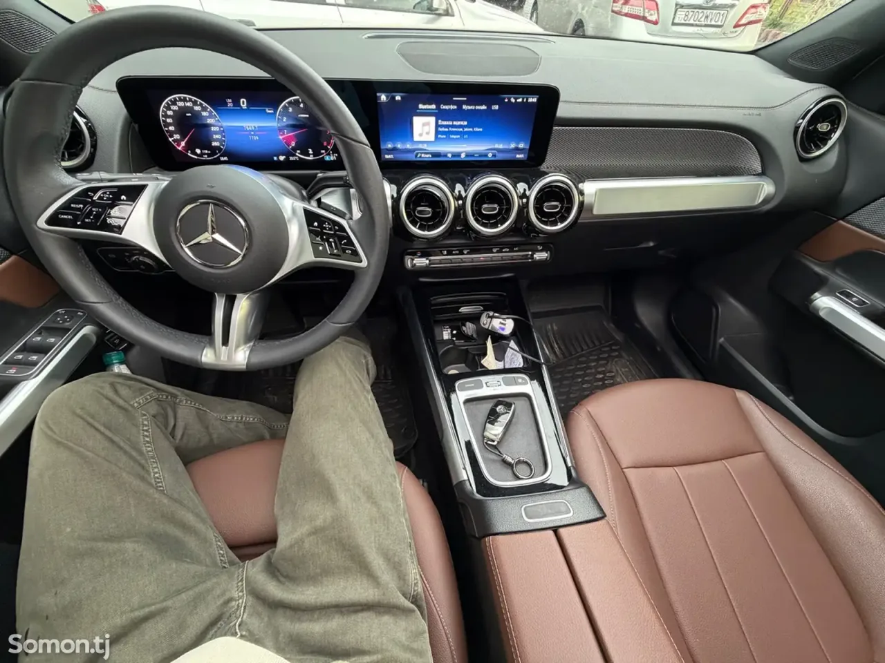 Mercedes-Benz GLB class 2025 · 2.0 AT