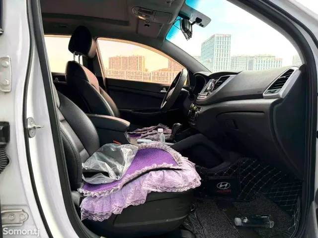 Hyundai Tucson 2016 · 2.0 AT