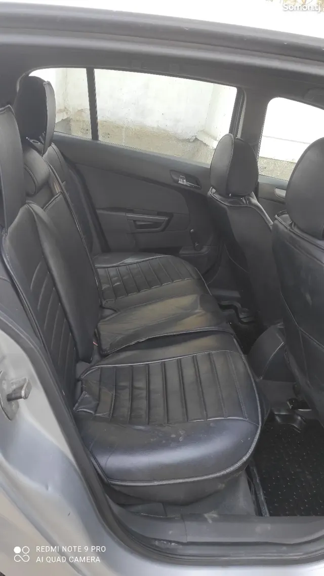 Opel Astra H 2007 · 1.9 MT