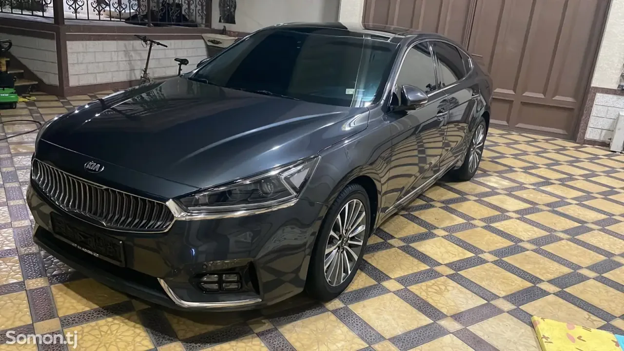 Kia K7 2016 · 3.3 AT