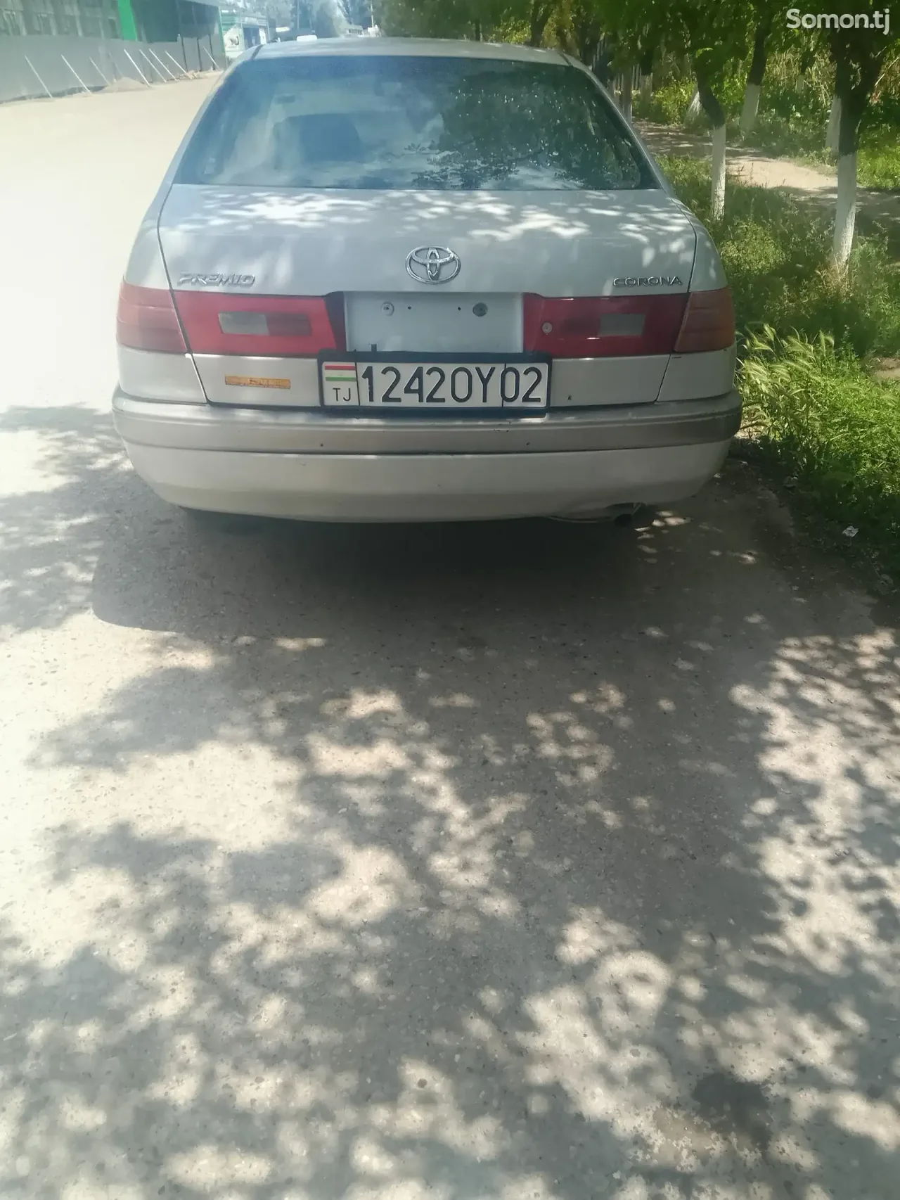 Toyota Carina 1998 · 2.0 AT