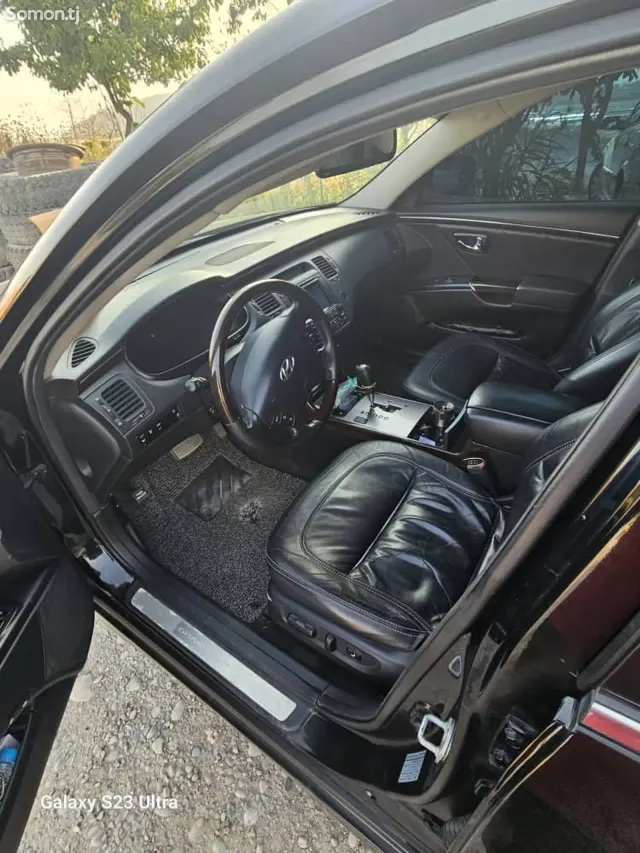 Hyundai Grandeur 2009 · 3.3 AT