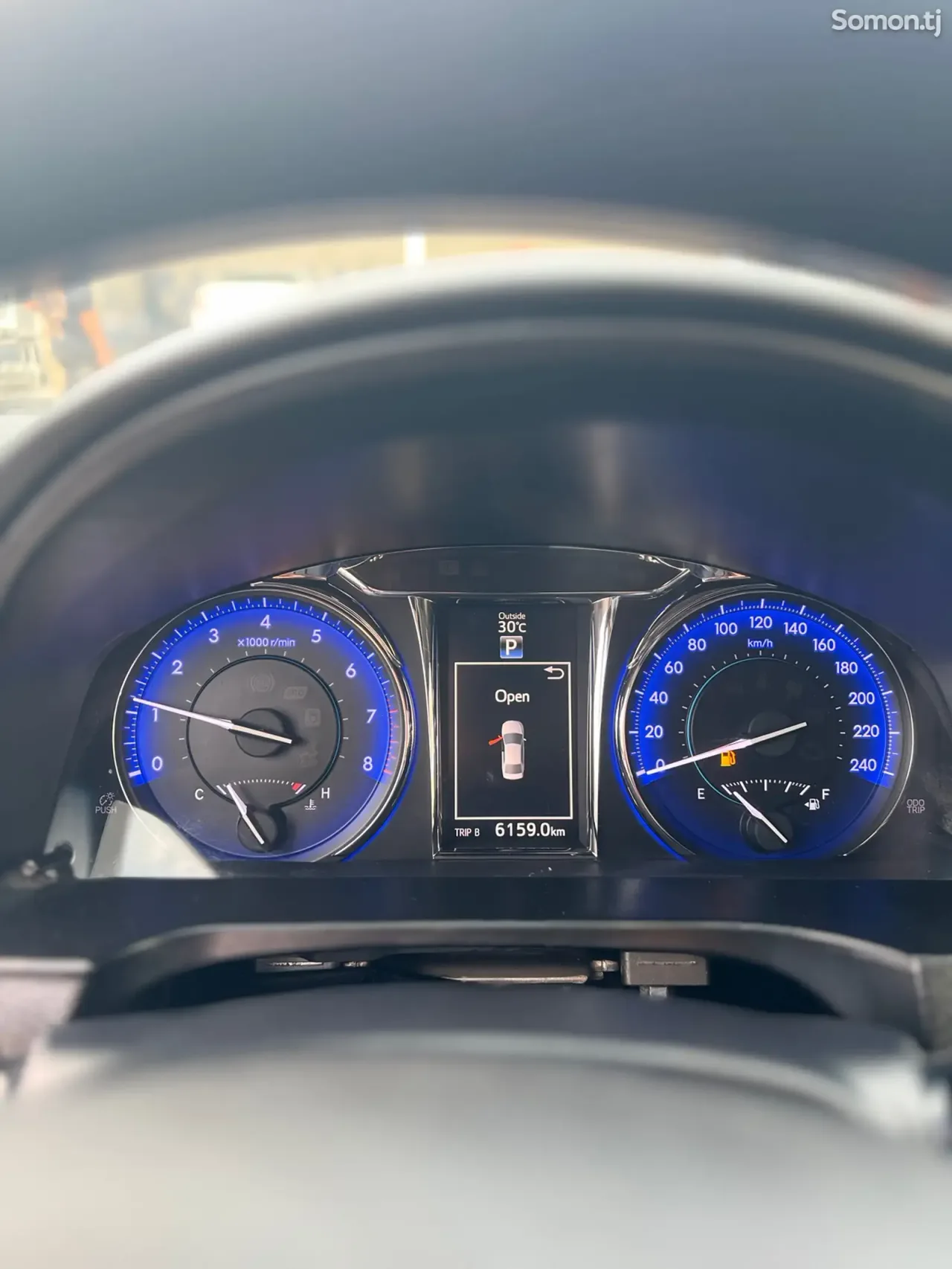 Toyota Camry 2017 · 2.0 AT