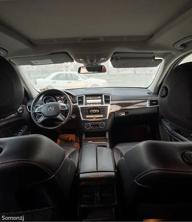 Mercedes-Benz GLS 2013 · 4.5 AT