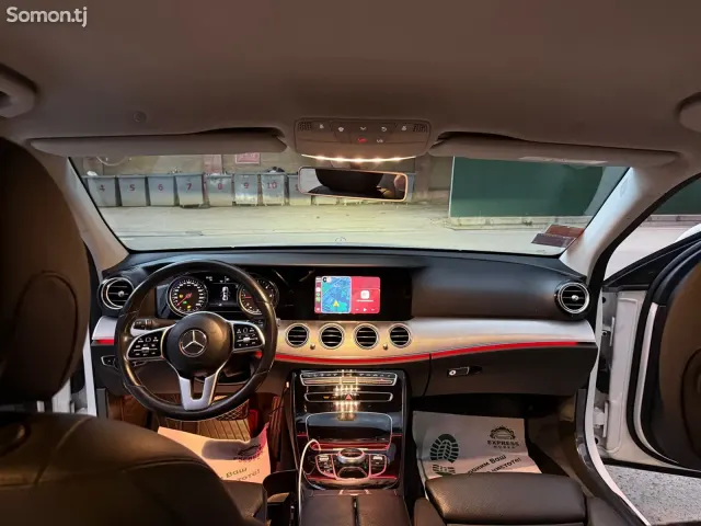 Mercedes-Benz E class 2018 · 2.2 AT