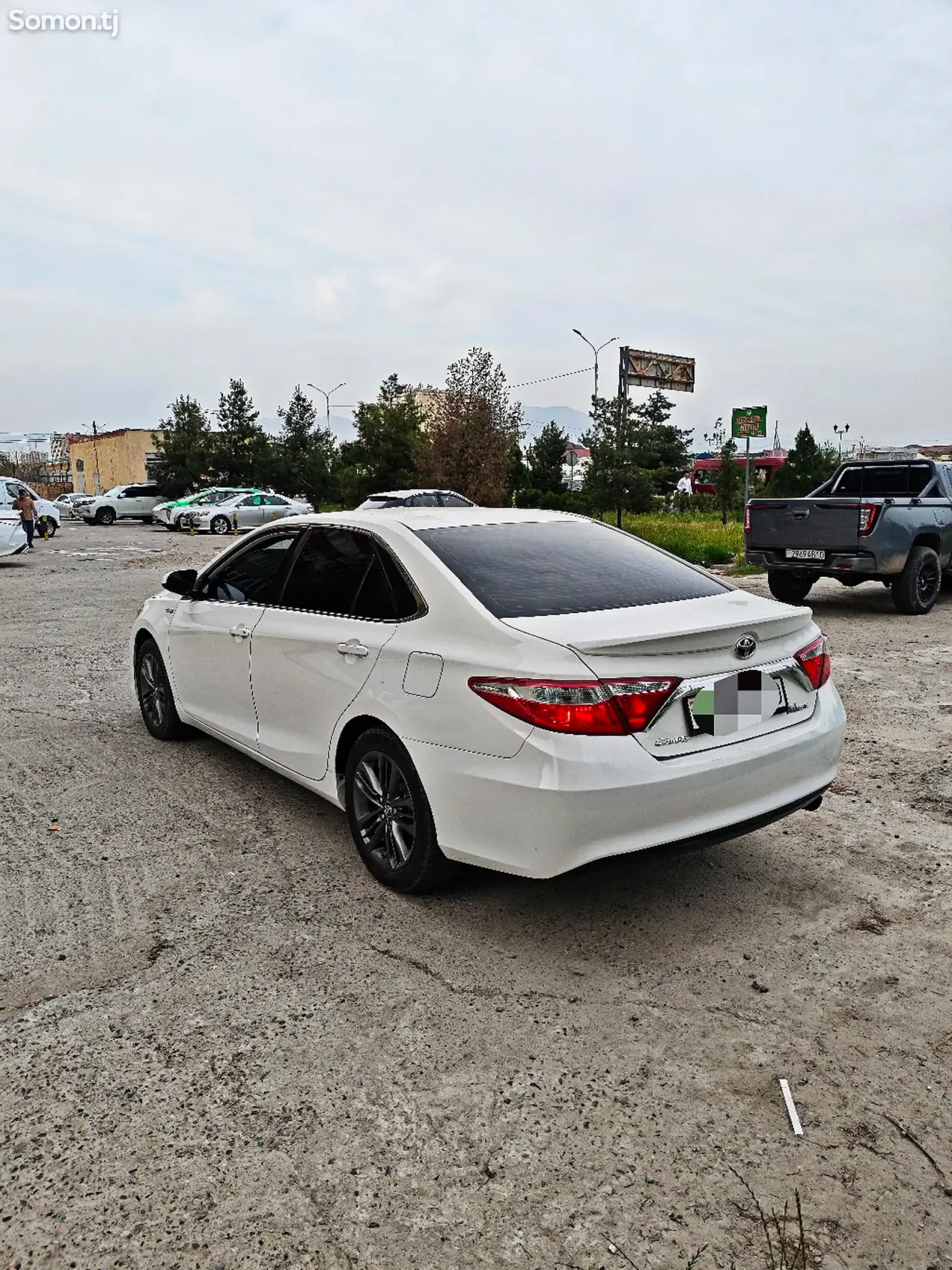 Toyota Camry 2015 · 2.5 AT
