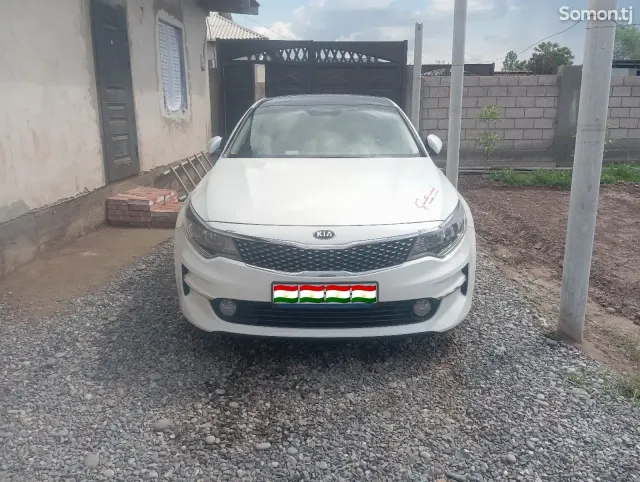 Kia K5 2016 · 2.0 AT