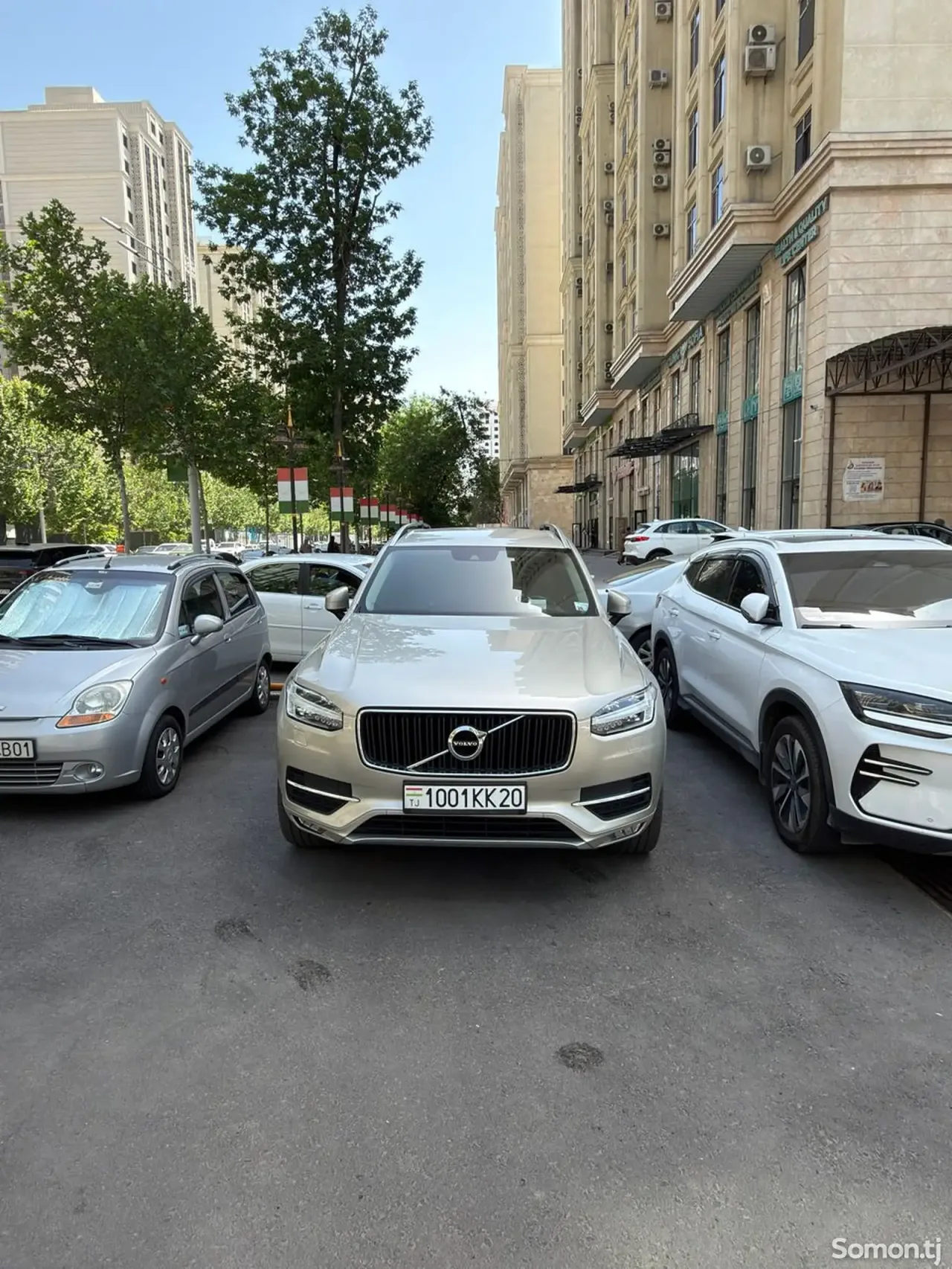 Volvo XC90 2019 · 2.0 AT