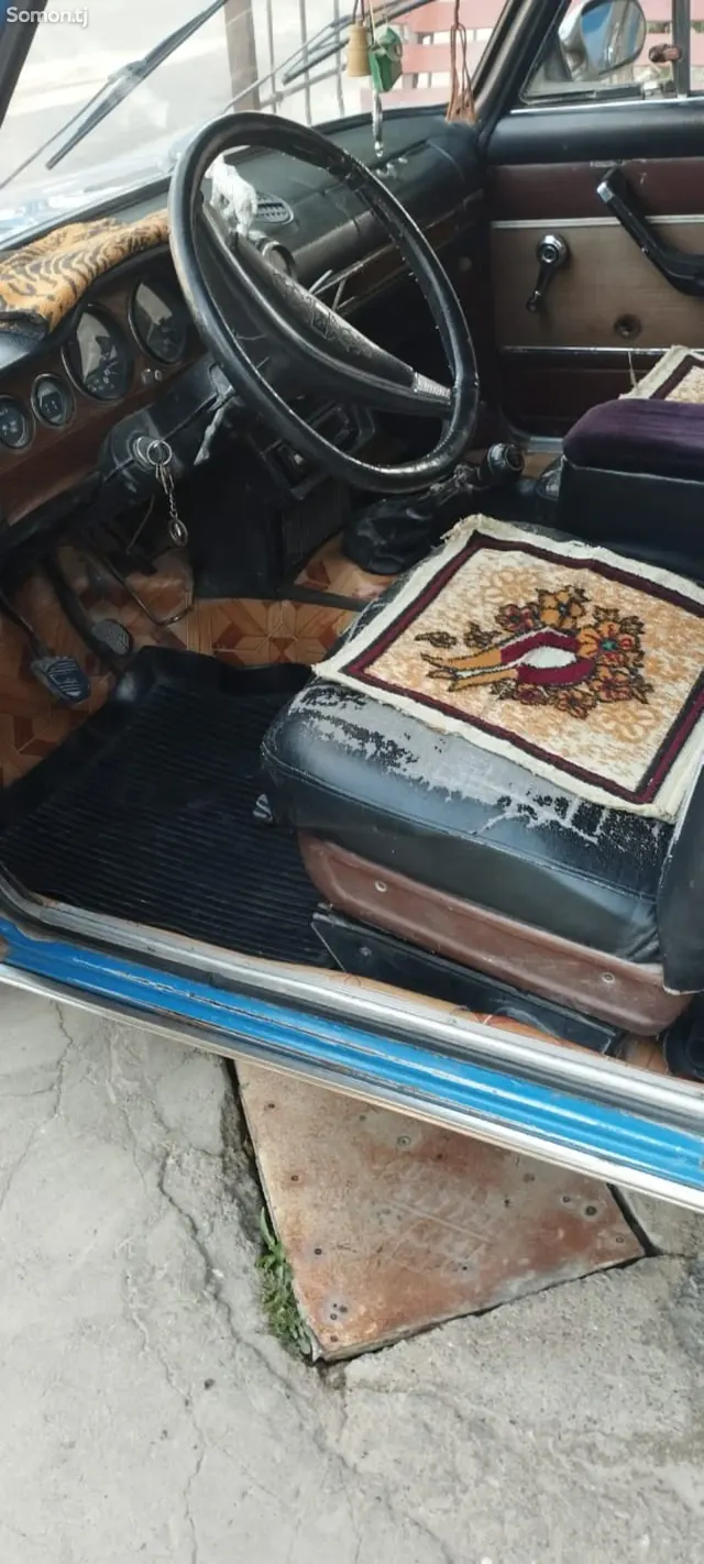 Lada (ВАЗ) 2106 1979 · 1.6 MT