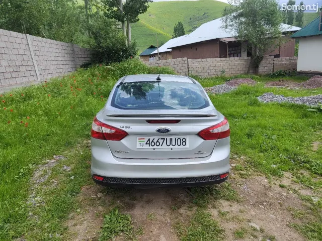 Ford Focus 2013 · 2.0 AT