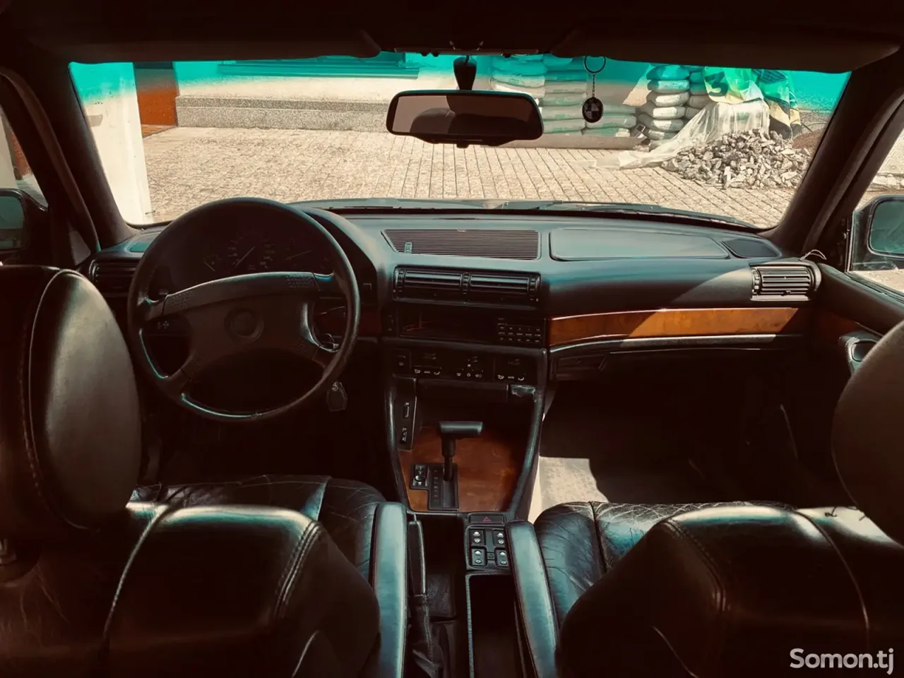 BMW 7 series 1991 · 5.0 AT