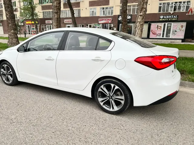 Kia K3 2014 · 1.6 AT