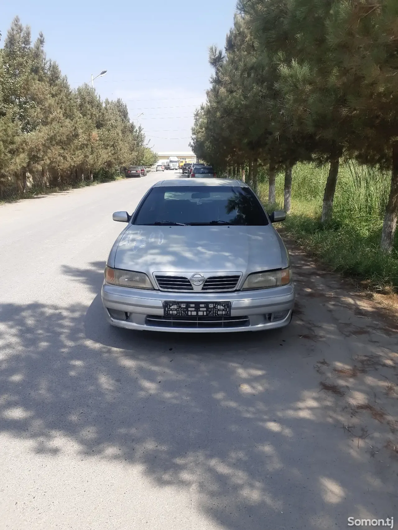 Nissan Cefiro 1995 · 2.0 MT