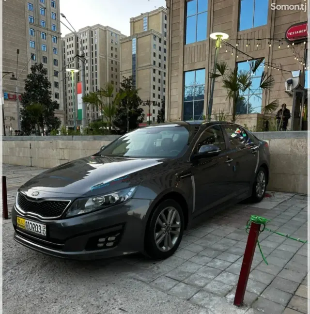 Kia K5 2014 · AT