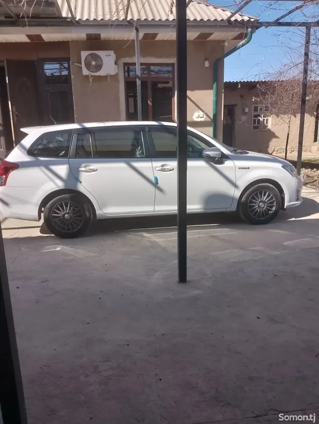 Toyota Fielder 2014 · 1.5 AT