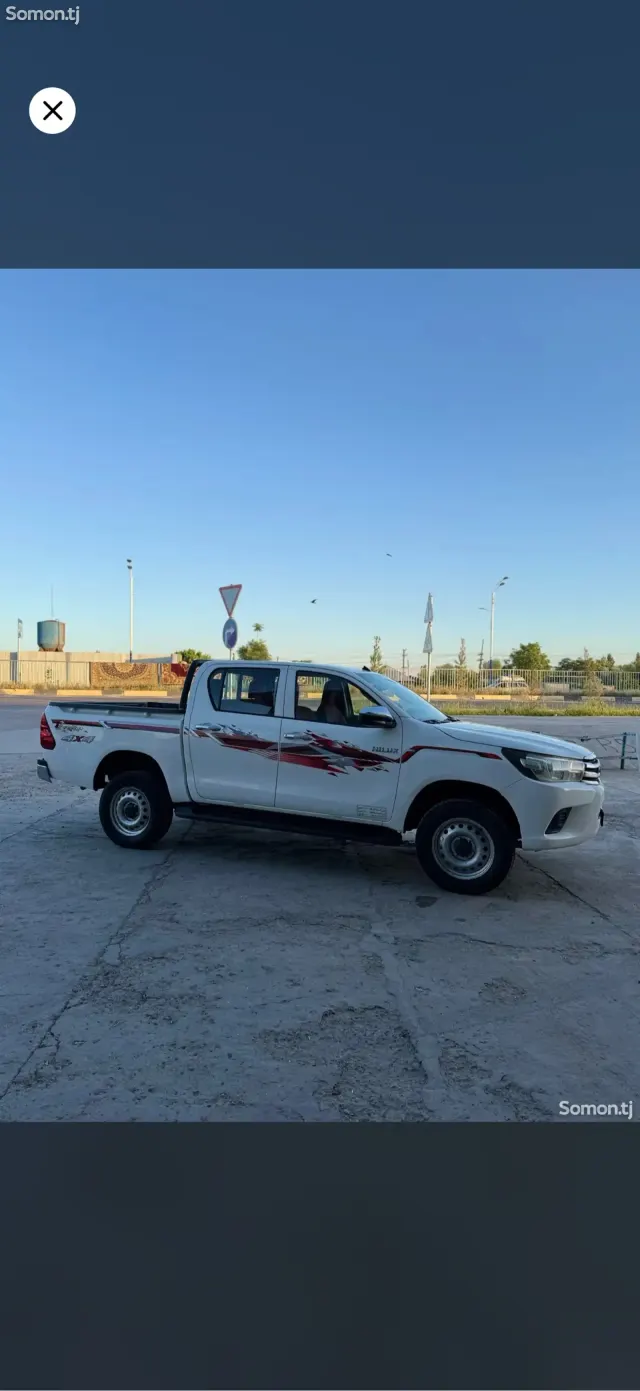 Toyota Hilux 2018 · 2.7 MT