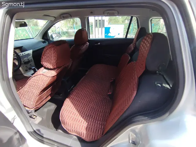 Opel Astra H 2007 · 1.6 MT
