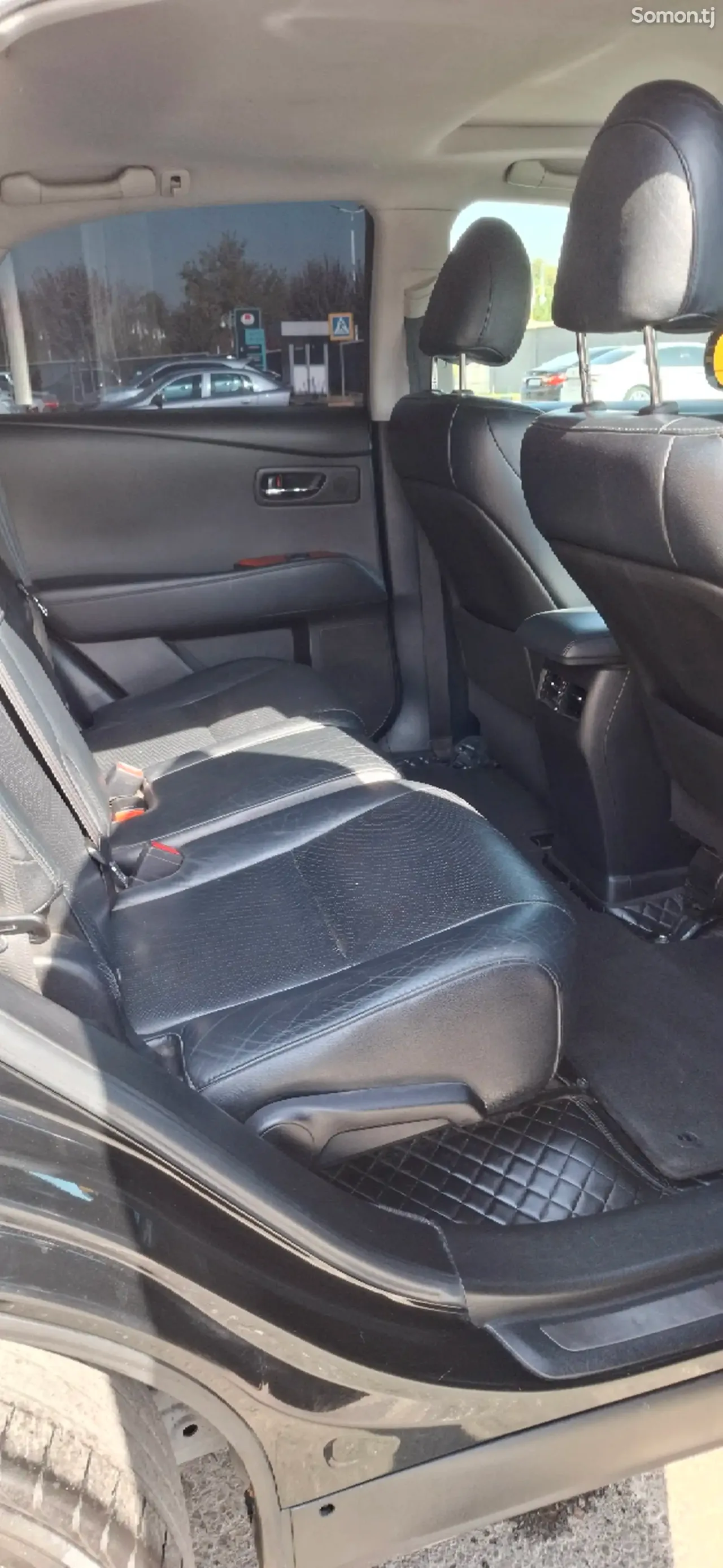 Lexus RX series 2012 · 3.5 AT