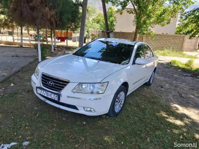 Hyundai Sonata 2009 · 2.0 AT