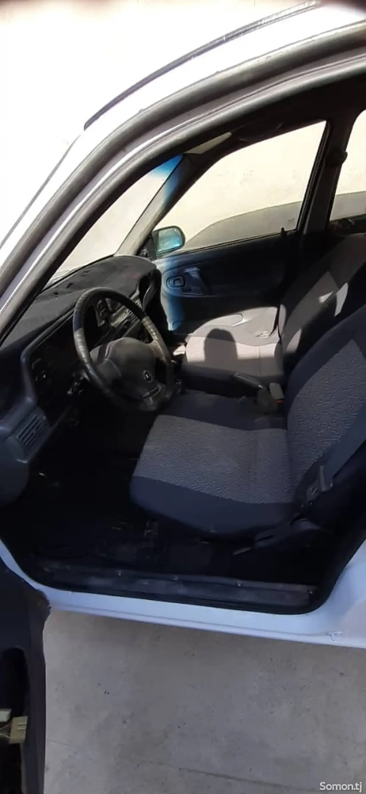 Daewoo Nexia 1996 · 1.6 MT